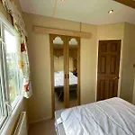 Holiday home Wakacyjna Przystan Kopan - Domki 200 M Od Morza