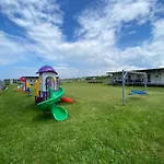 Holiday home Wakacyjna Przystan Kopan - Domki 200 M Od Morza *